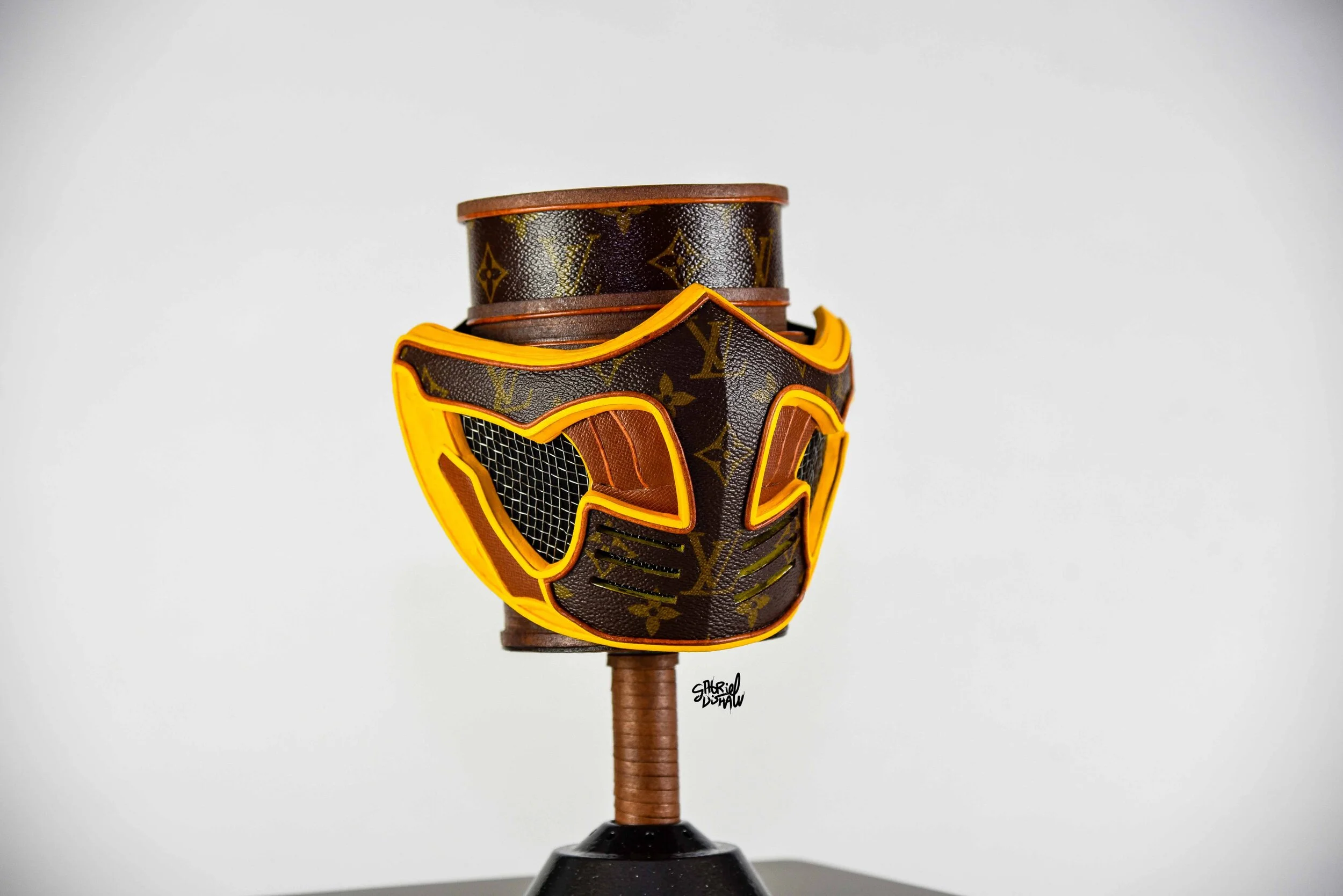 Cubrebocas discount lv originales